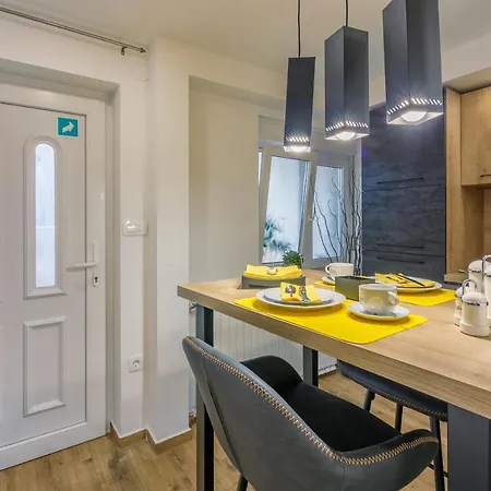 Apartment Visnja Crikvenica