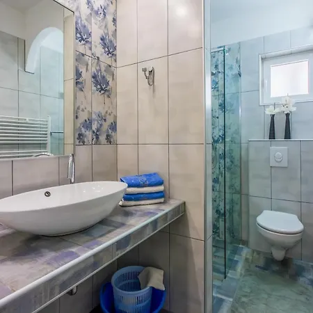 Visnja Apartment Crikvenica